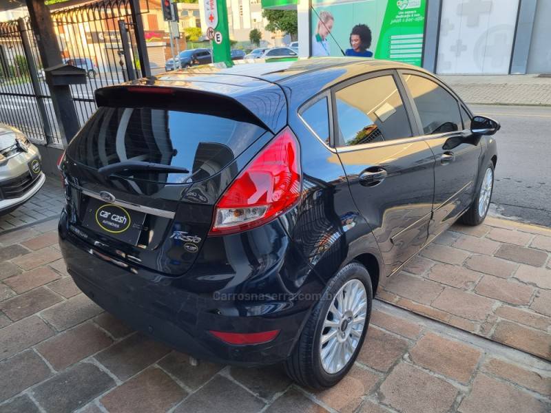 FORD - FIESTA - 2016/2016 - Preta - R$ 57.900,00