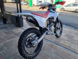 HONDA - CRF 230F - 2015/2015 - Branca - R$ 15.900,00